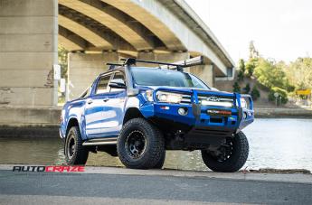 TOYOTA HILUX N80 4WD D LOCKER BLACK